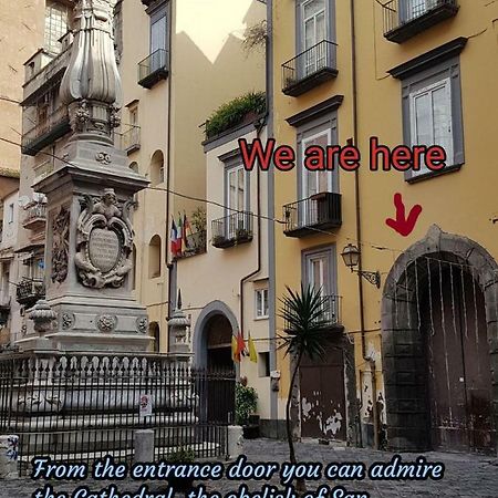 Апартаменты Ad Un Passo Dal Duomo "2" Неаполь Экстерьер фото