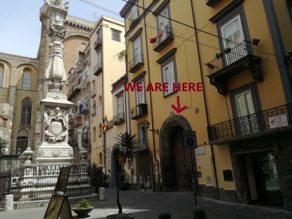 Апартаменты Ad Un Passo Dal Duomo "2" Неаполь Экстерьер фото